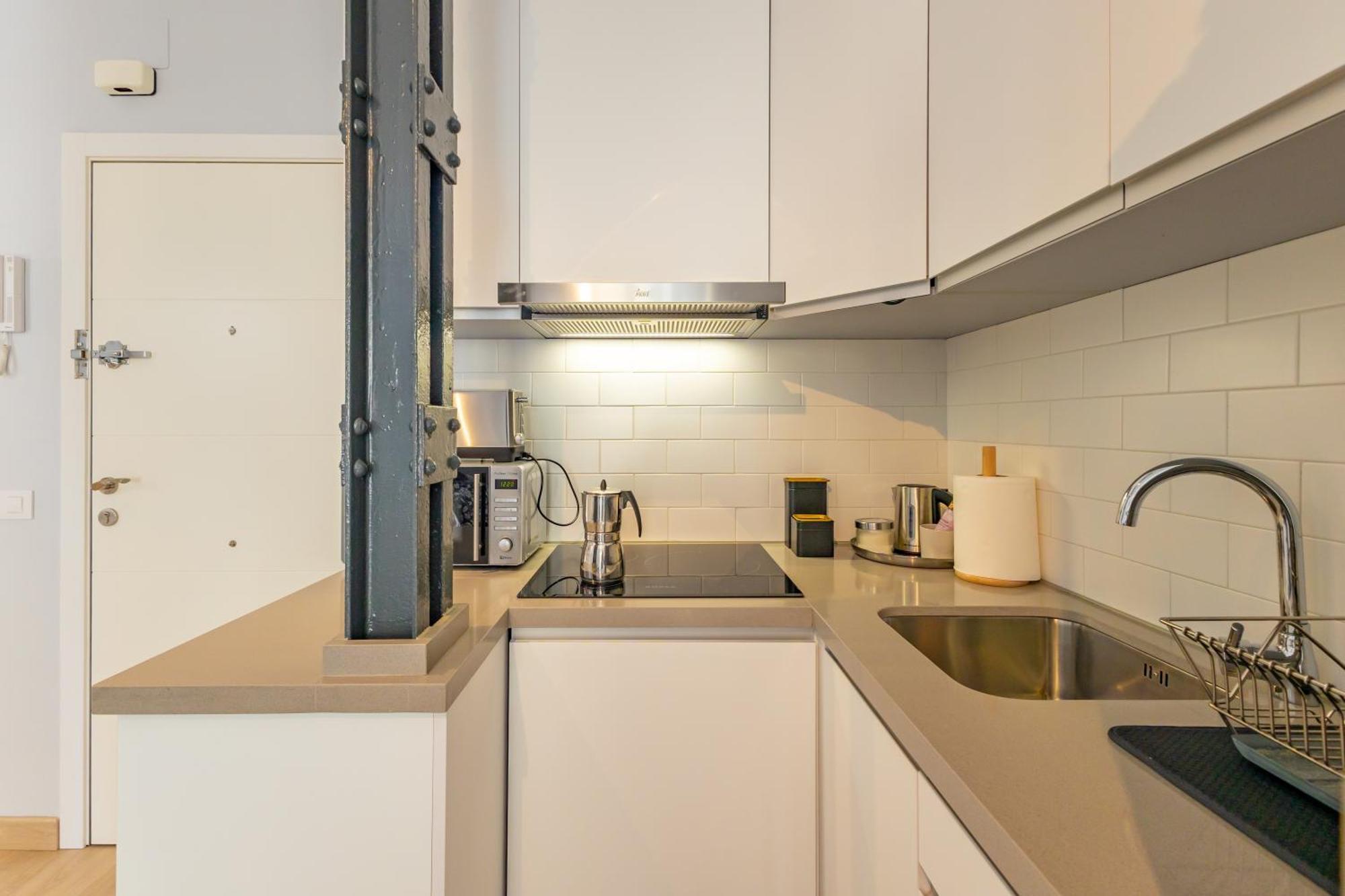 Charming 2 Bedroom Apartment At Iconic Triana Neighborhood By Ocityzen — Photos 2